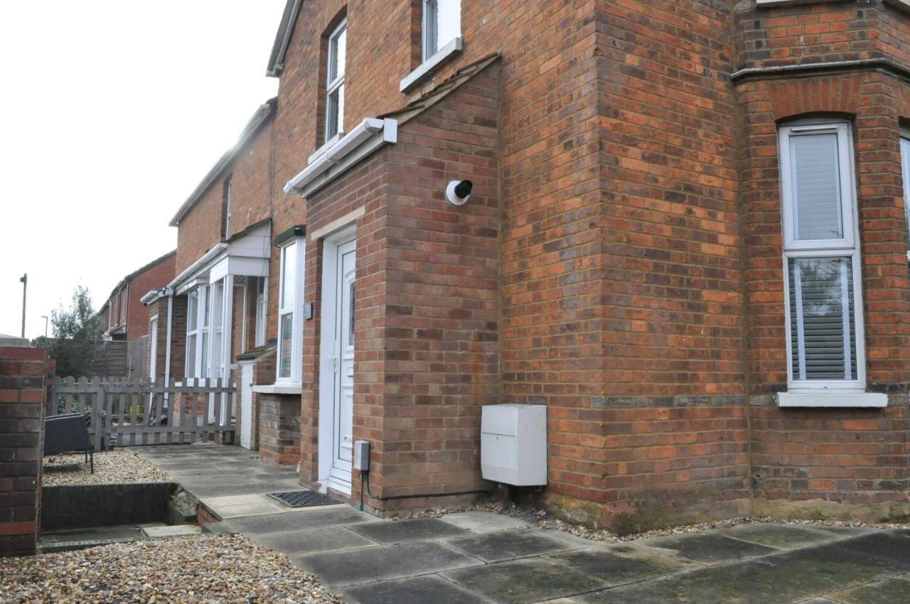 Bedford Rd Apartment Ideal For Hospital & Town Centre Kempston Exterior photo